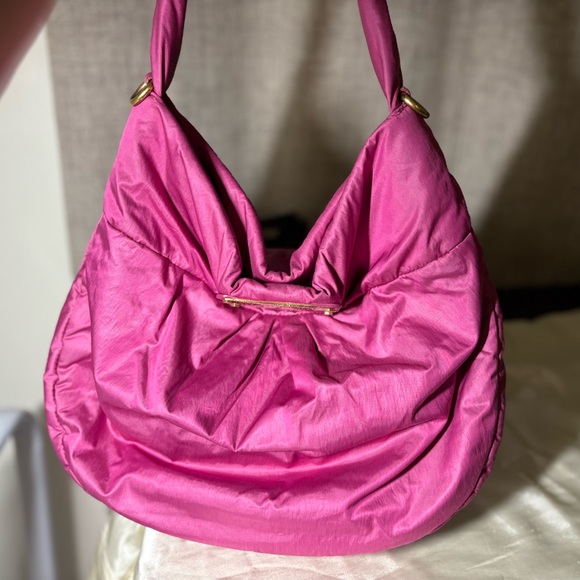 Marc Jacobs Handbags - Marc Jacobs Vibrant Pink Hobo Bag